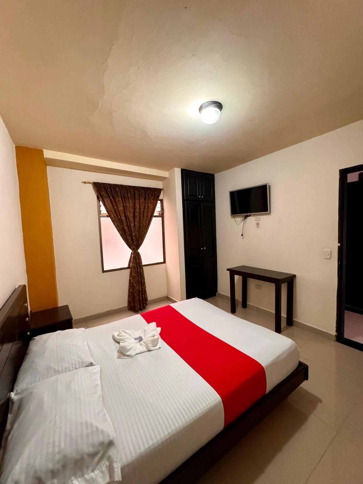 Hotel Portal Dorado Marinilla Buitenkant foto