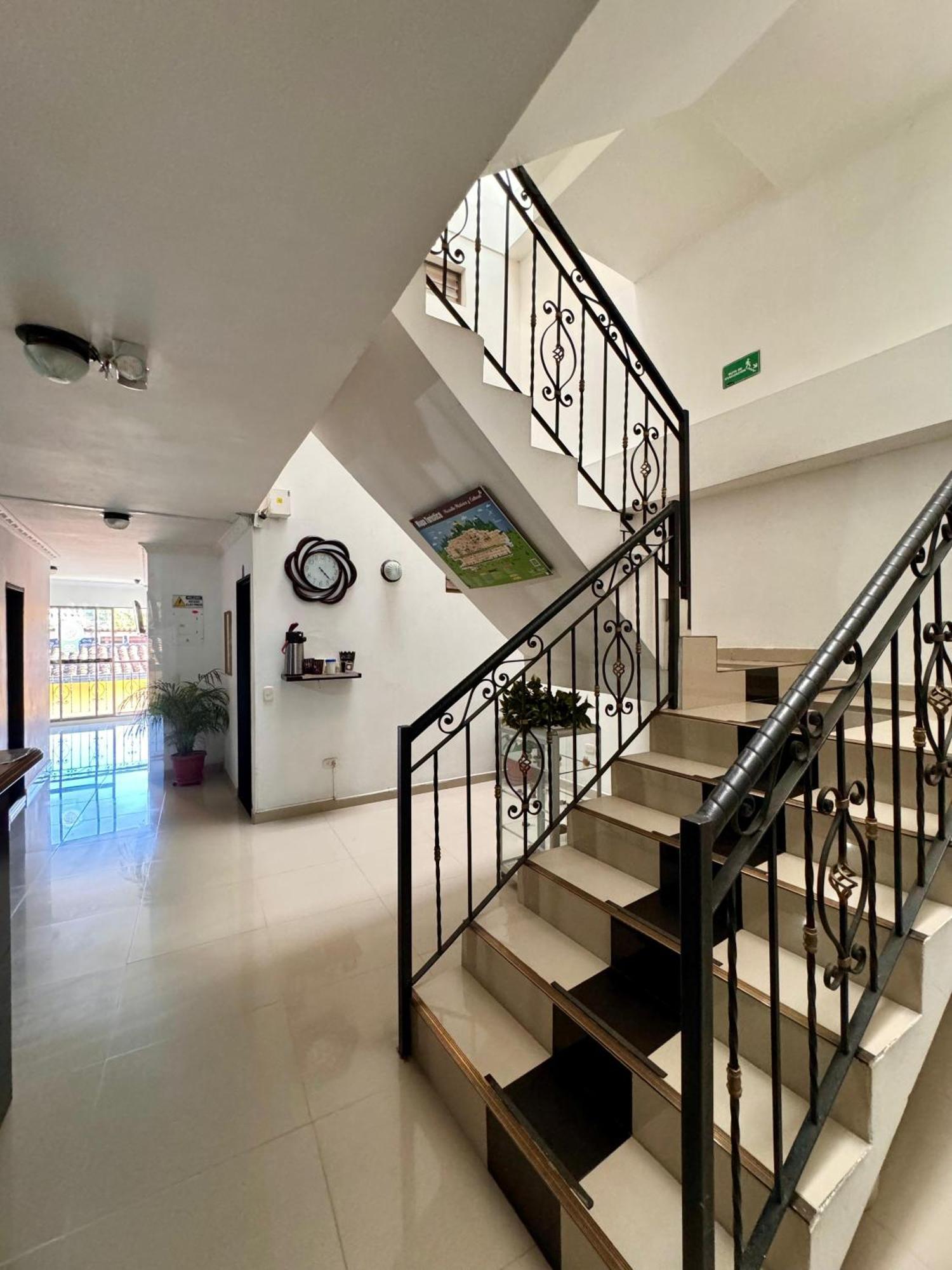 Hotel Portal Dorado Marinilla Buitenkant foto